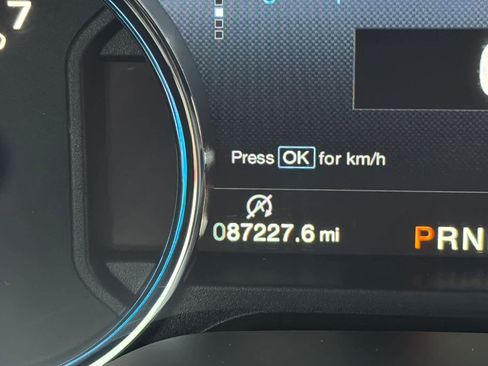 Used 2020 Ford F150 Lariat w/ Equipment Group 502A Luxury image 27