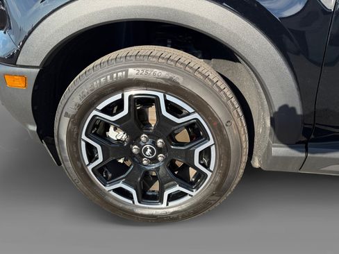 Certified 2025 Ford Bronco Sport Outer Banks w/ Outer Banks Tech Package+ image 9