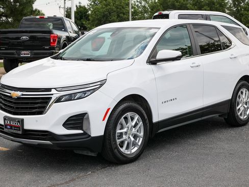 Used 2022 Chevrolet Equinox LT FWD image 28