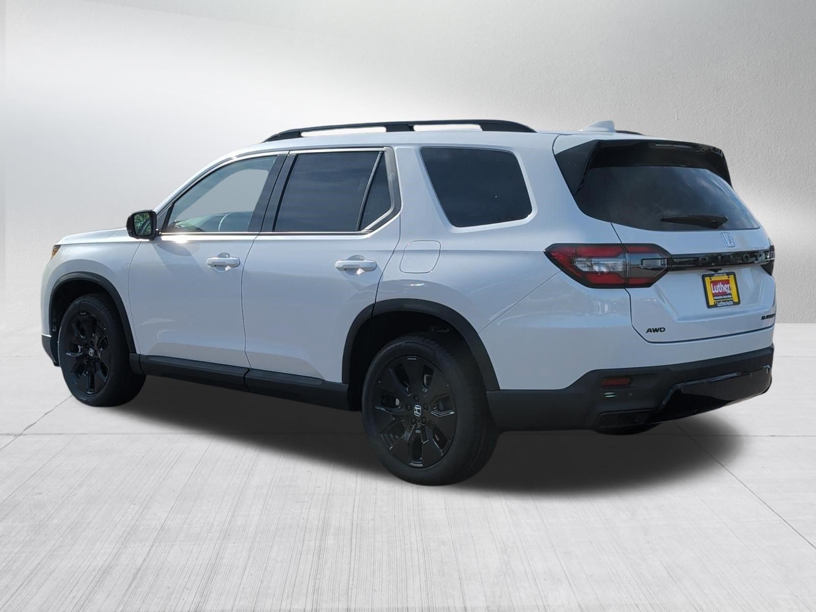 New 2026 Honda Pilot Black Edition image 5