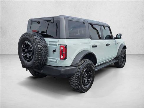 Used 2023 Ford Bronco Wildtrak image 5