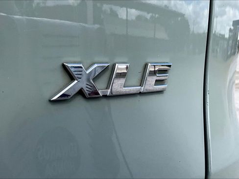 Used 2021 Toyota RAV4 XLE image 24