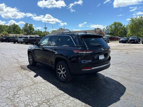 Used 2024 Jeep Grand Cherokee Limited AWD/4WD image 6