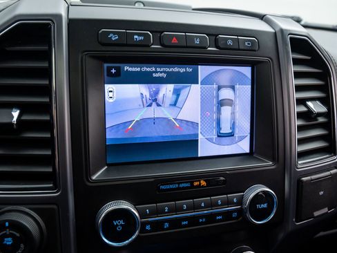 Used 2019 Ford Expedition Platinum image 27