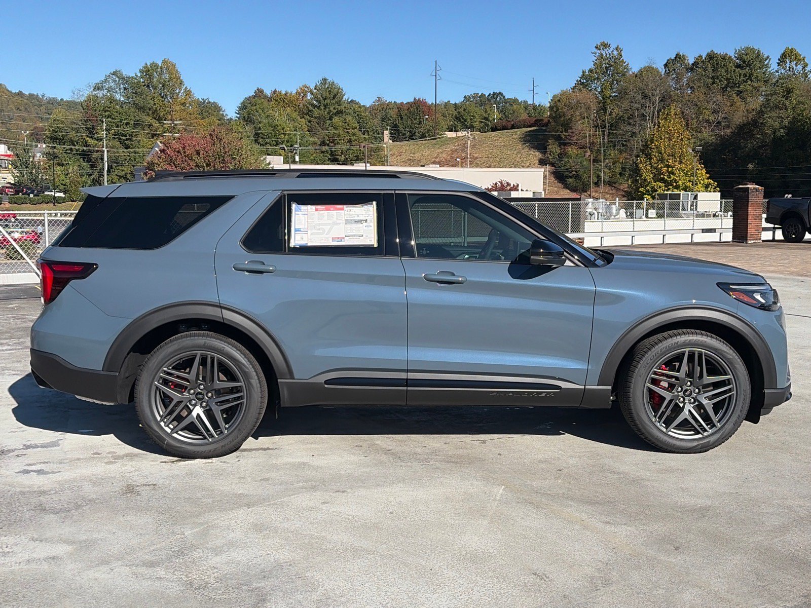 New 2026 Ford Explorer ST w/ Sun And Sound Package AWD/4WD image 2