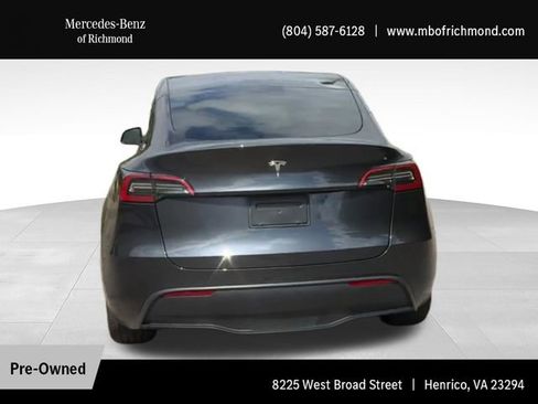Used 2024 Tesla Model Y 2WD image 9