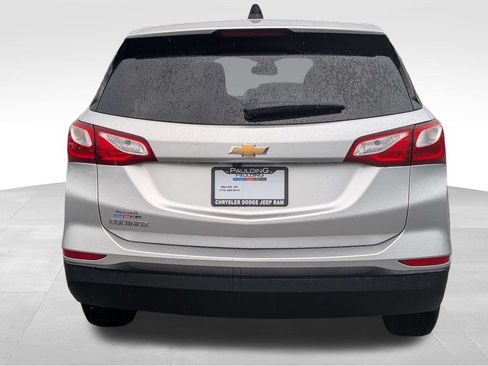 Used 2020 Chevrolet Equinox LS w/ LS Convenience Package FWD image 5
