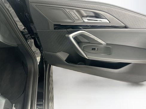 Used 2025 BMW X2 xDrive28i image 30