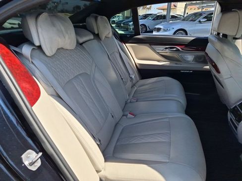Used 2017 BMW ALPINA B7 xDrive AWD/4WD image 20