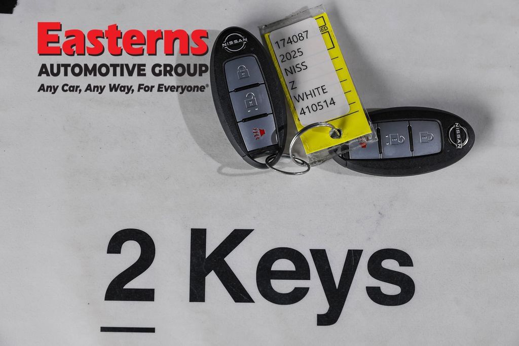 Used 2025 Nissan Z Performance w/ Floor Mat Package RWD image 25
