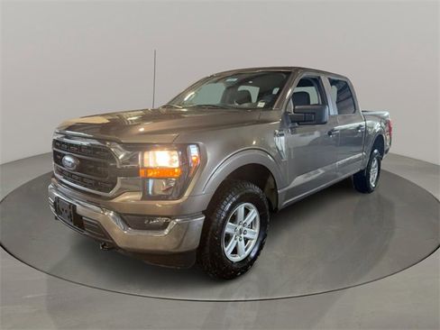 Used 2023 Ford F150 XLT image 3