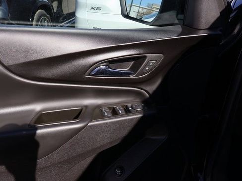 Used 2024 Chevrolet Equinox LT image 18
