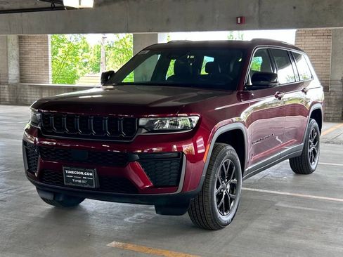 New 2026 Jeep Grand Cherokee L 4WD image 4