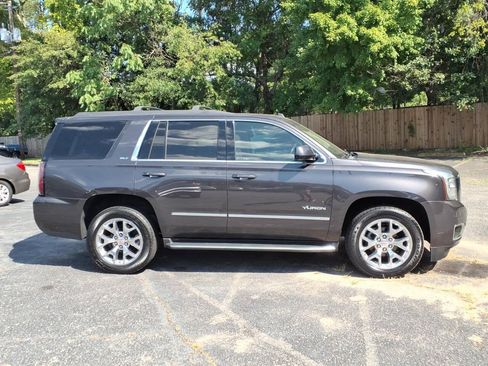 Used 2016 GMC Yukon SLT w/ Open Road Package AWD/4WD image 2