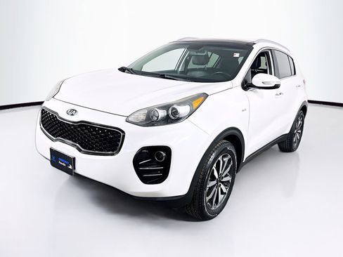 Used 2017 Kia Sportage EX w/ EX Premium Package image 3