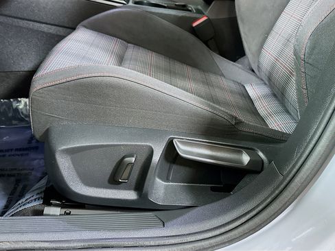 Used 2024 Volkswagen GTI S image 18