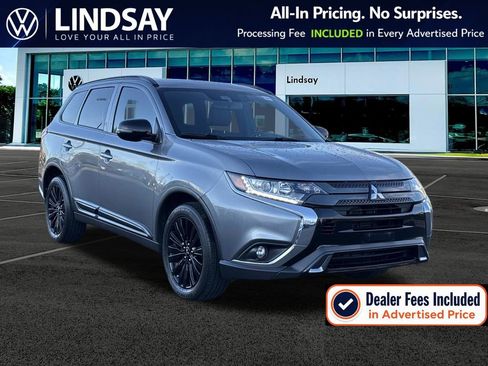 Used 2020 Mitsubishi Outlander LE AWD/4WD image 1