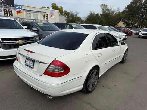 Used 2009 Mercedes-Benz E 350 E 350 4dr Sedan image 7