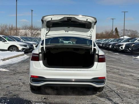 Used 2023 Volkswagen Jetta SEL image 7