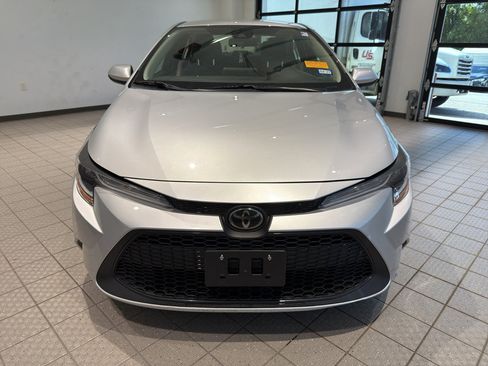 Used 2022 Toyota Corolla LE FWD image 8