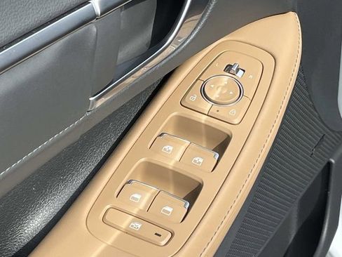 Used 2020 Hyundai Sonata Limited FWD image 24