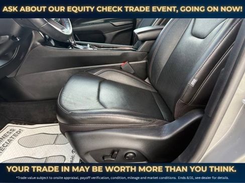 Used 2022 Jeep Compass Trailhawk w/ Trailhawk Elite Group AWD/4WD image 8