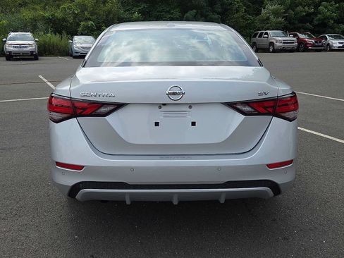 Used 2023 Nissan Sentra SV FWD image 5