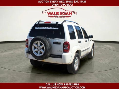 Used 2006 Jeep Liberty Limited AWD/4WD image 5