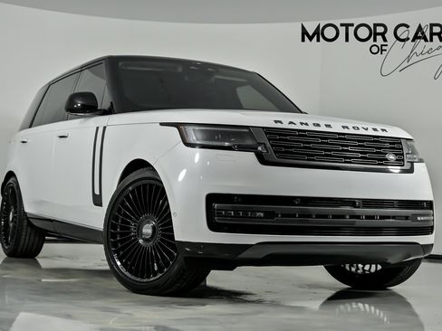 Used 2024 Land Rover Range Rover Long Wheelbase Autobiography image 1