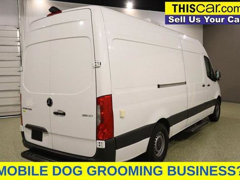 Used 2020 Mercedes-Benz Sprinter 2500 image 7