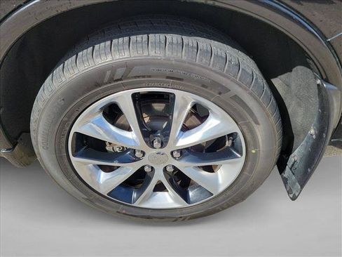Used 2015 Dodge Durango R/T w/ Technology Group RWD image 12
