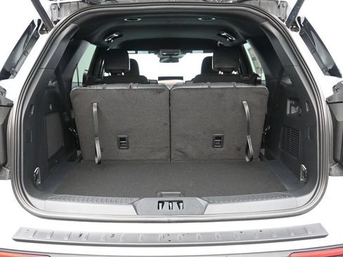 New 2026 Ford Explorer ST-Line w/ ST-Line Street Pack RWD image 25