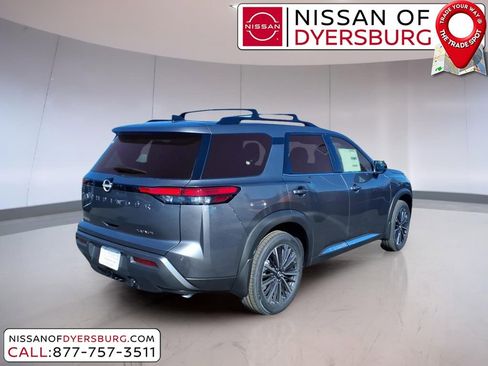 New 2026 Nissan Pathfinder Platinum image 3