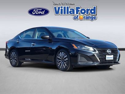 Used 2024 Nissan Altima 2.5 SV