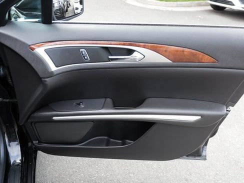 Used 2013 Lincoln MKZ Hybrid FWD image 42