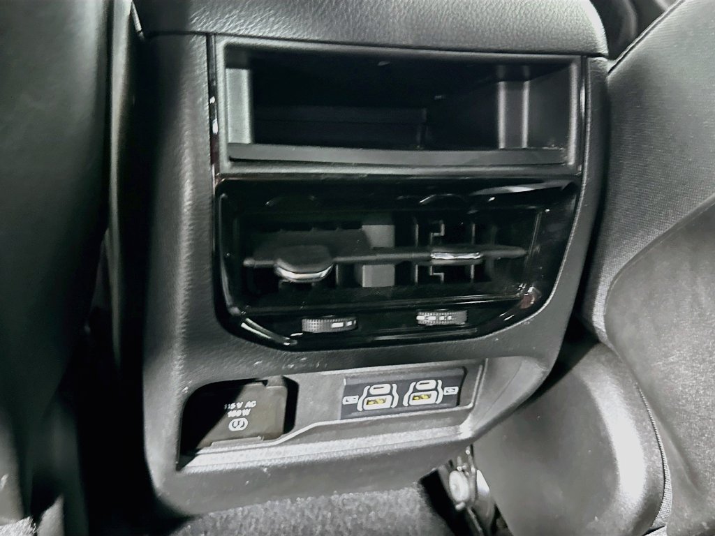 Certified 2024 Jeep Grand Cherokee Laredo X w/ Luxury Tech Group I AWD/4WD image 37