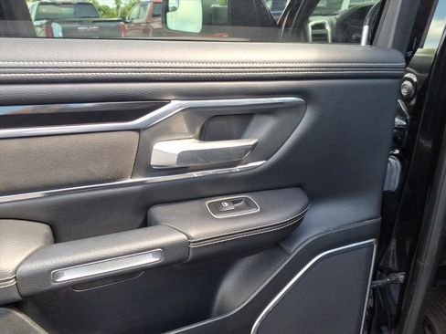 Used 2021 RAM 1500 Laramie w/ Night Edition image 8