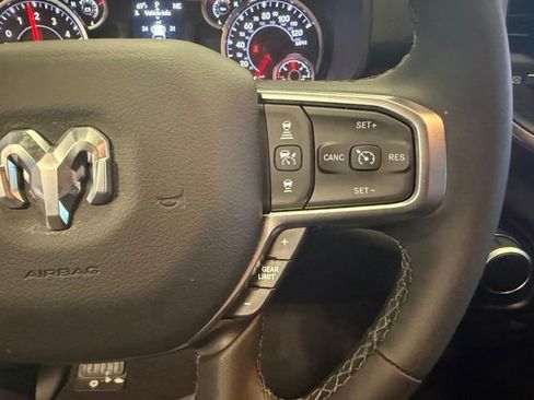 Used 2025 RAM 1500 Big Horn AWD/4WD image 17