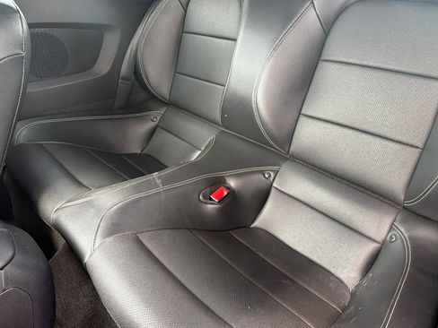 Used 2018 Ford Mustang Premium image 12