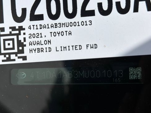 Used 2021 Toyota Avalon Limited w/ Advanced Safety Package image 3