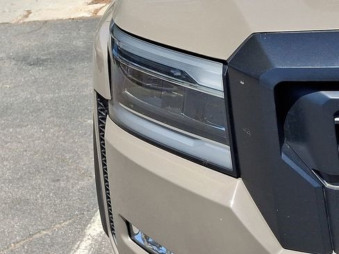 Used 2024 Nissan Frontier PRO-4X w/ Pro Convenience Package AWD/4WD image 4