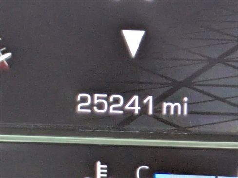 Used 2024 GMC Sierra 1500 Elevation w/ Preferred Package image 33