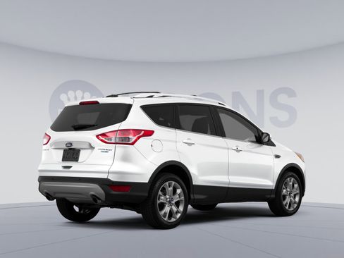 Used 2015 Ford Escape Titanium FWD image 4