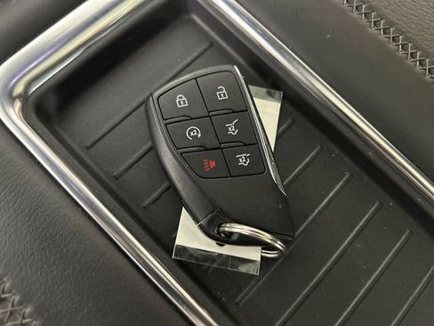 Used 2022 GMC Yukon XL Denali AWD/4WD image 20