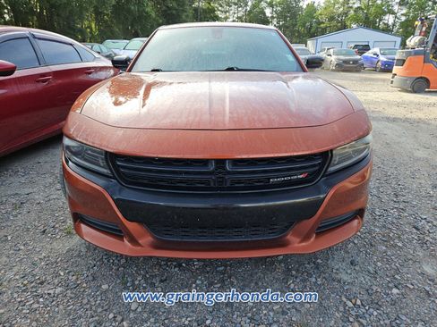 Used 2022 Dodge Charger SXT w/ Blacktop Package RWD image 3