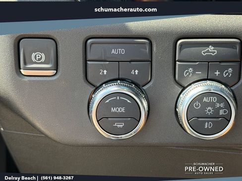 Used 2024 GMC Sierra 1500 Elevation w/ LPO, Elevation Black Package AWD/4WD image 28