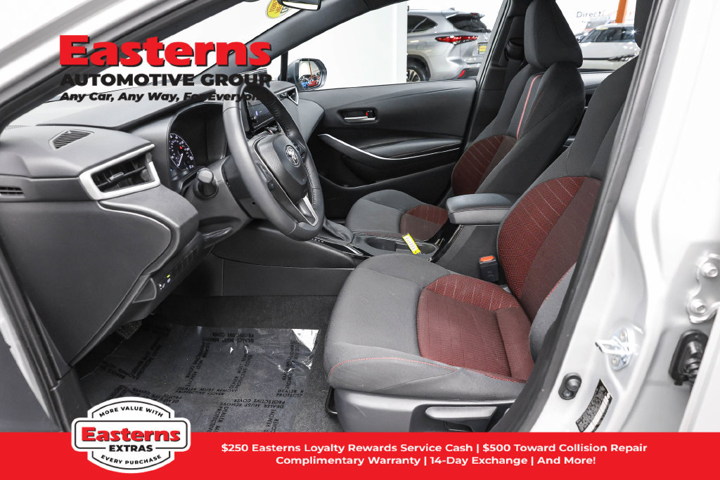 Used 2025 Toyota Corolla SE FWD image 15