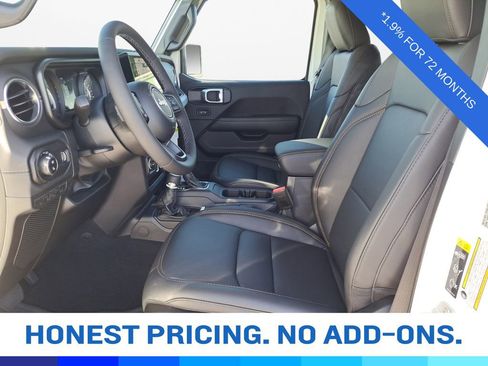 New 2026 Jeep Gladiator Sport image 19