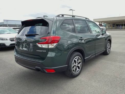 Certified 2023 Subaru Forester Premium AWD/4WD image 8