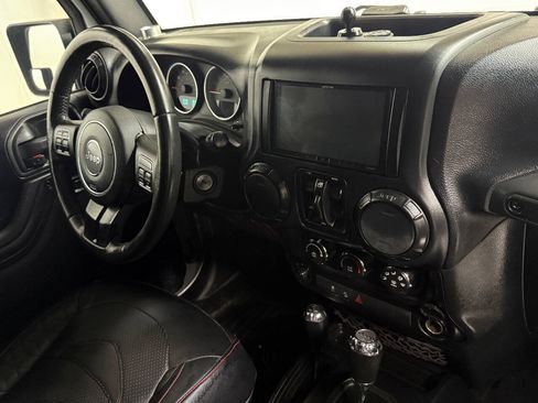 Used 2016 Jeep Wrangler Unlimited Sport w/ Quick Order Package 24S AWD/4WD image 39